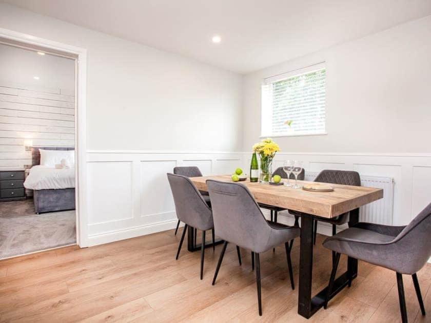Honeybrook - Cosey Detached Home, Modern, Spacious Torquay Exterior photo